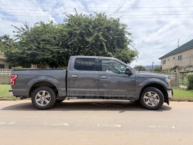 Ford F-150 XLT 4x2 SuperCrew Cab Styleside 6.5 ft. box 157 in. WB 2018