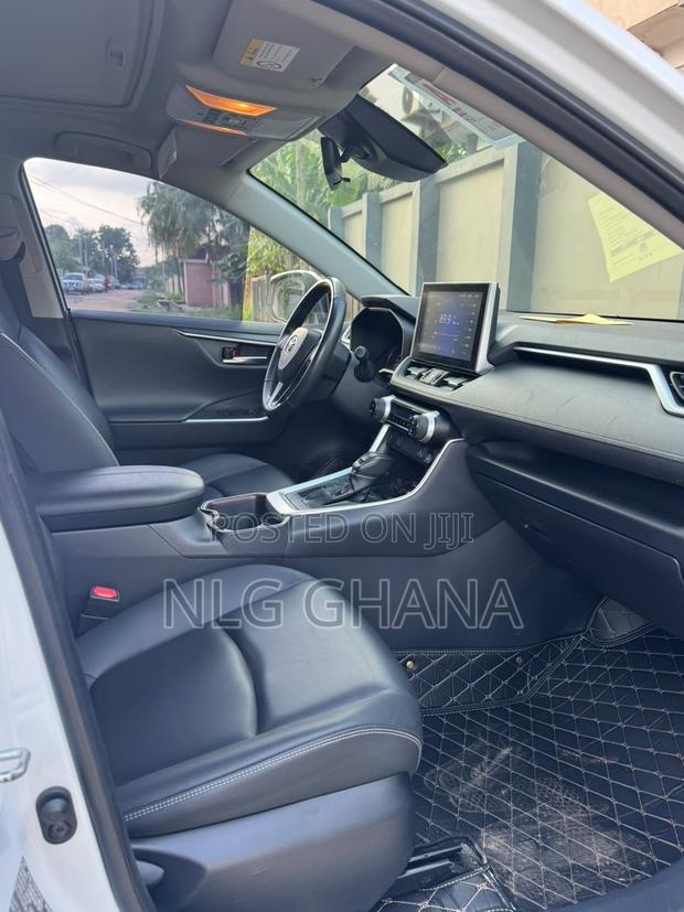 New Toyota RAV4 2023 Black