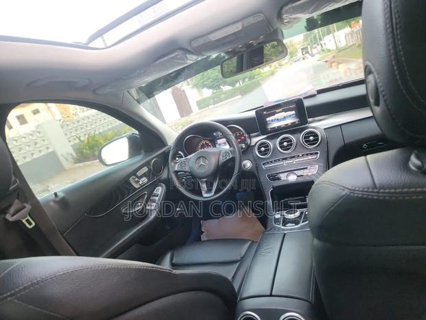 Mercedes-Benz C300 2017 White