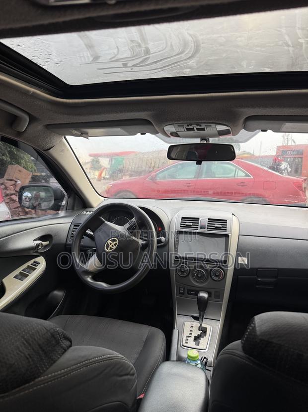 Toyota Corolla 2013 Black