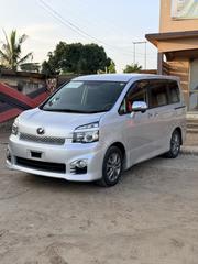 Toyota Voxy X L Edition 2WD 8-Seater 2012 Silver for sale