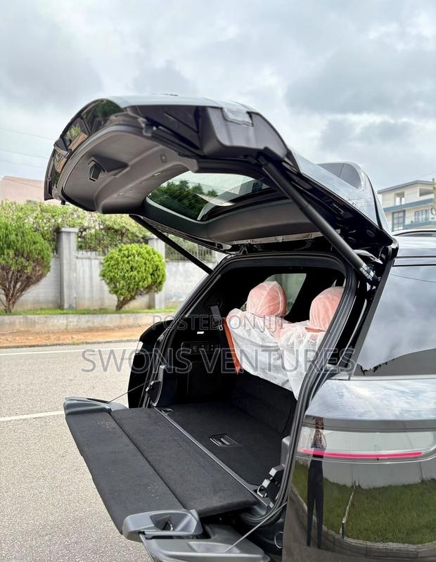 New Li Auto L9 1.5 Hybrid AWD 2025 Black