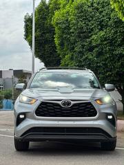 Toyota Highlander XLE AWD 2023 Silver for sale