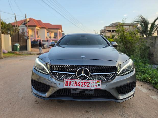 Mercedes-Benz C300 Base 4Matic Sedan AWD (2.0L 4cyl 7A) 2016 Gray