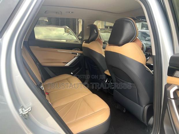 Geely Boyue 2023 Green