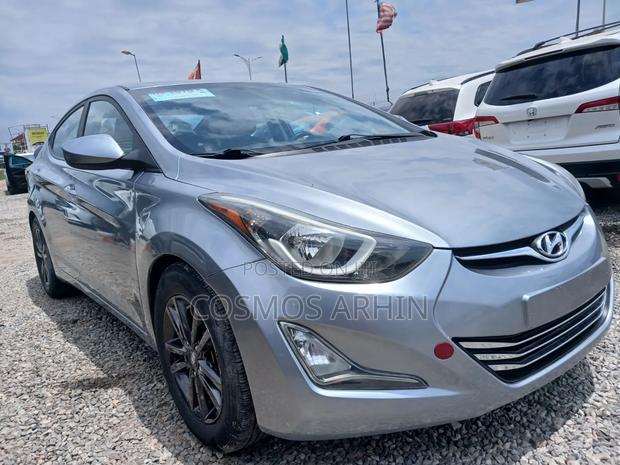 Hyundai Elantra 2016 Gray
