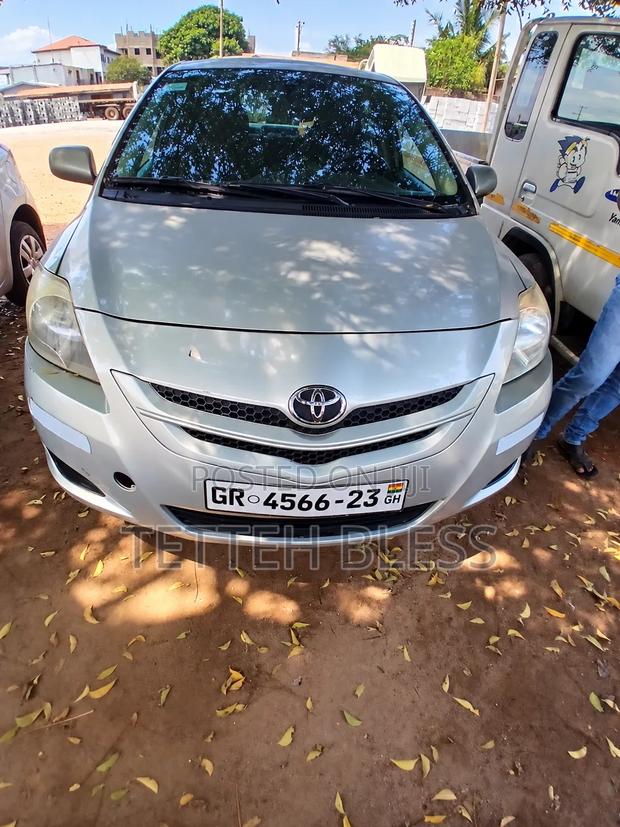 Toyota Belta 2006 Silver