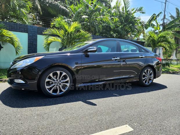 Hyundai Sonata SE 4dr Sedan (2.0L 4cyl Turbo 6A) 2014 Black
