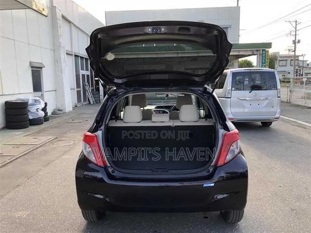 Toyota Vitz 1.3 FWD 3dr 2013 Black
