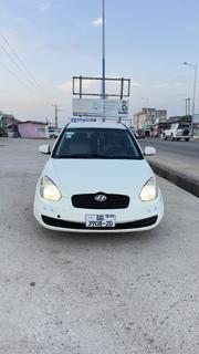 Hyundai Accent 2010 Off white for sale