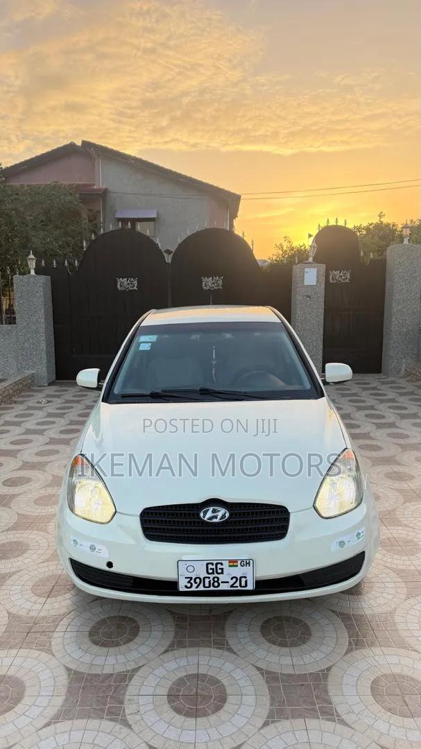 Hyundai Accent GLS Automatic 2010 White