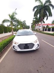 Hyundai Elantra 2017 White for sale