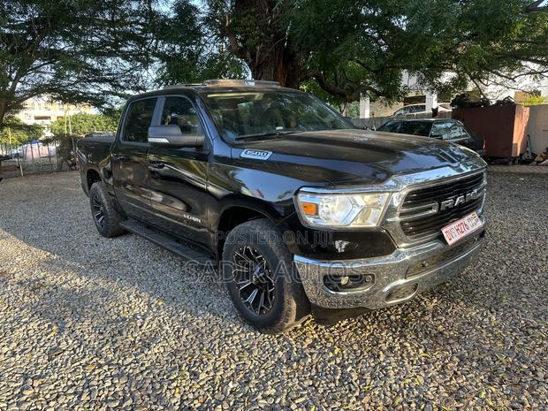 Dodge RAM 1500 3.6 Petrol AWD 2020 Black