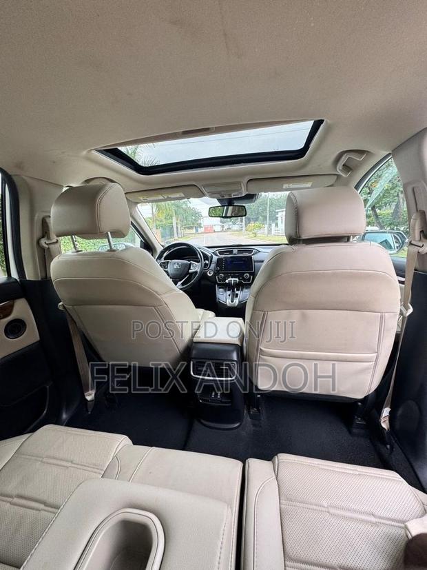 Honda CR-V Touring 4dr SUV AWD (1.5L 4cyl CVT) 2017 White