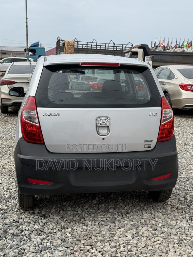 Hyundai I10 2012 Silver
