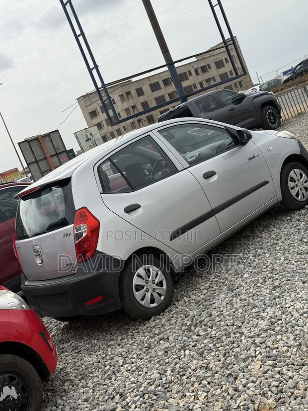 Hyundai I10 2012 Silver