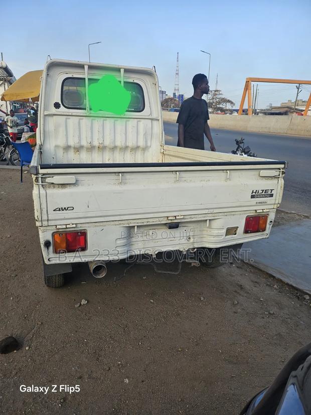 Daihatsu Delta 1999 White