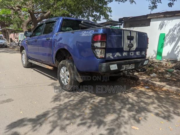 Ford Ranger Wildtrak 2013 Blue