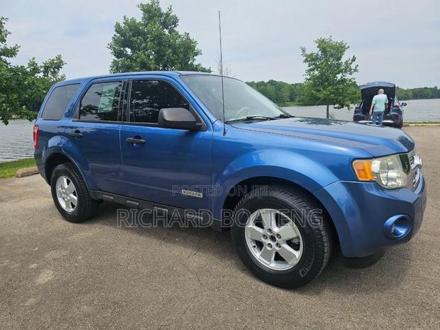 Toyota RAV4 2017 Blue