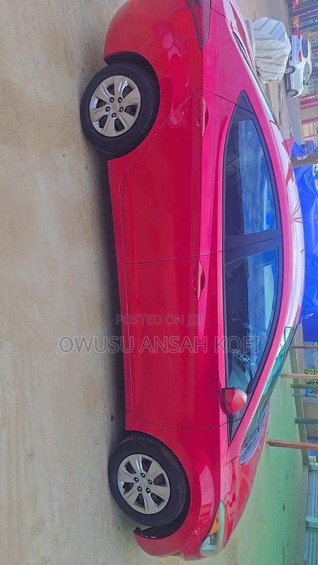 Hyundai Elantra SE Sedan FWD (1.8L 4cyl 6A) 2016