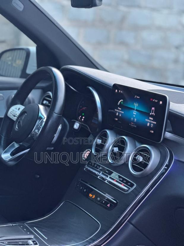 Mercedes-Benz GLC-Class 2021 White