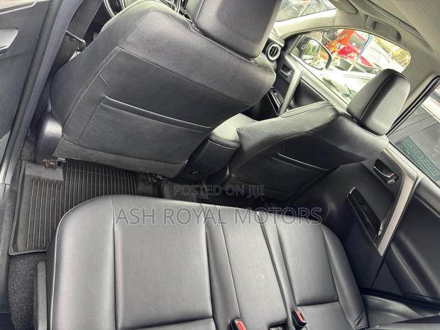 Toyota RAV4 Limited 4dr SUV AWD (2.5L 4cyl 6A) 2018 Blue