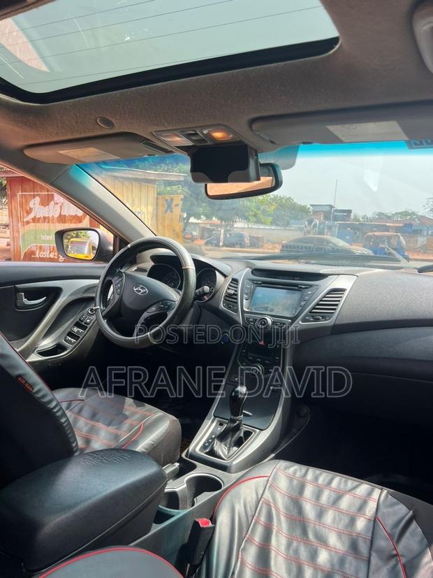 Hyundai Elantra 2015 Brown
