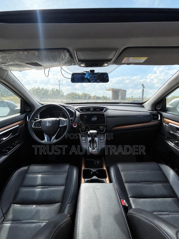 Honda CR-V 2019 White