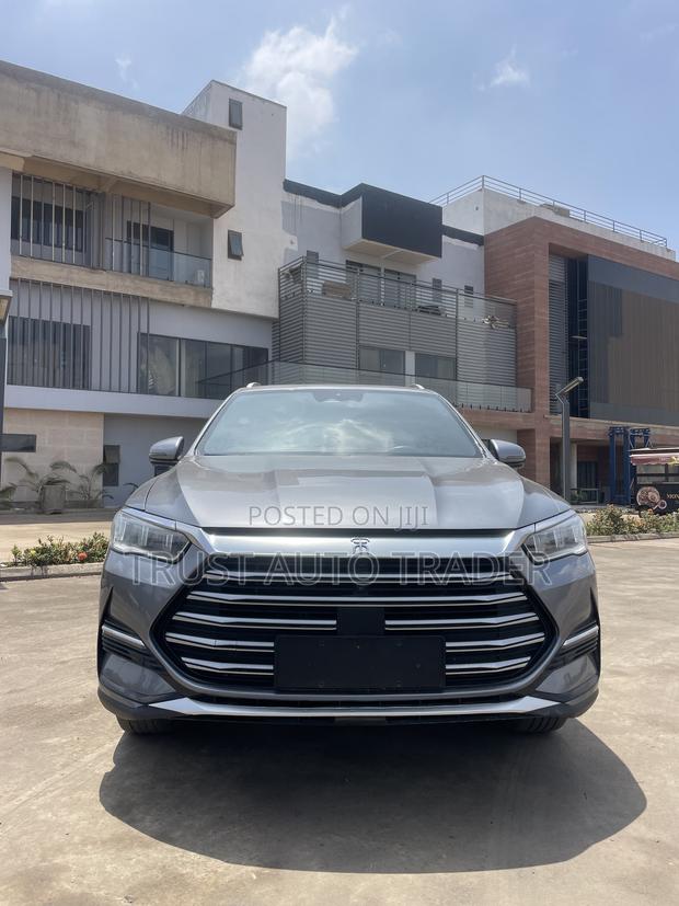 BYD Song Pro DM-i 2023 Gray