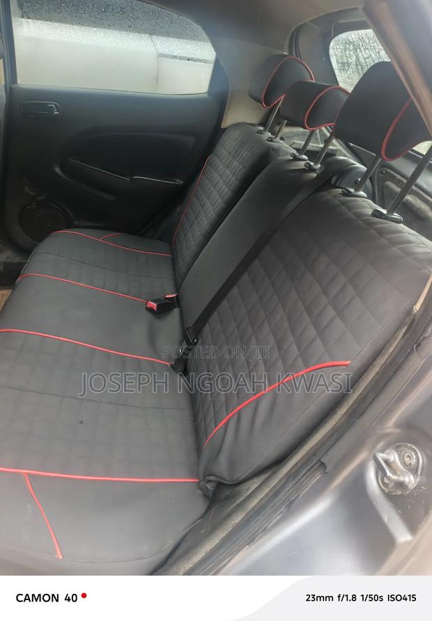 Mazda 2 1.5 Touring 2012 Gray