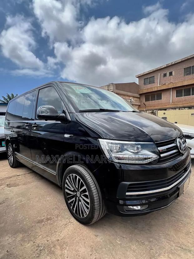Volkswagen Multivan 2015 Black