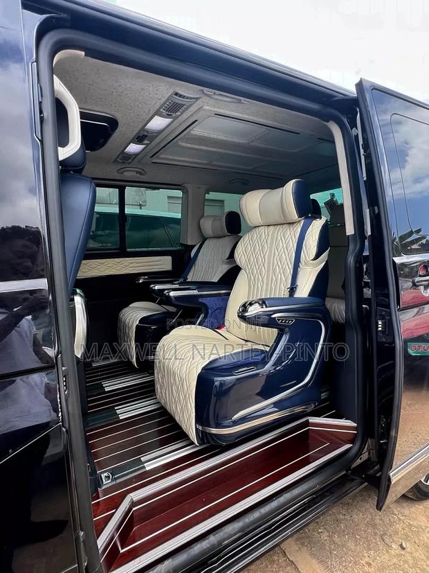 Volkswagen Multivan 2015 Black