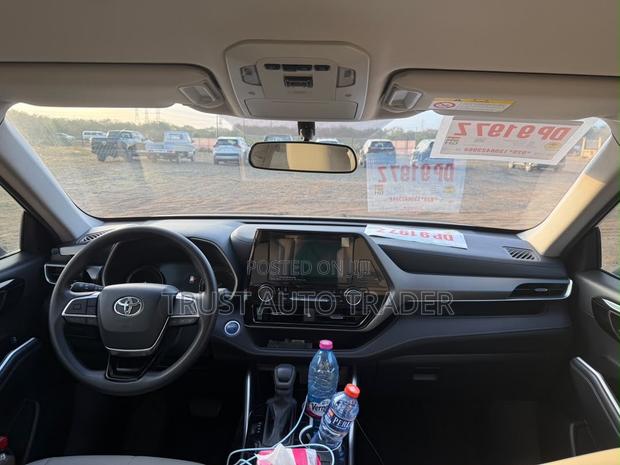 Toyota Highlander 2023 Black
