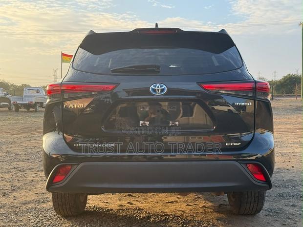 Toyota Highlander 2023 Black
