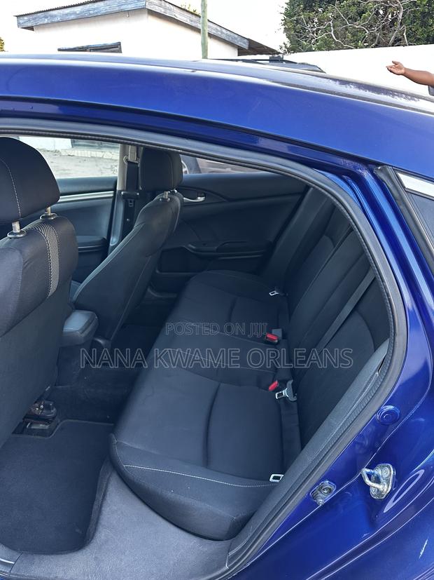 Honda Civic LX 4dr Sedan (2.0L 4cyl) 2017 Blue