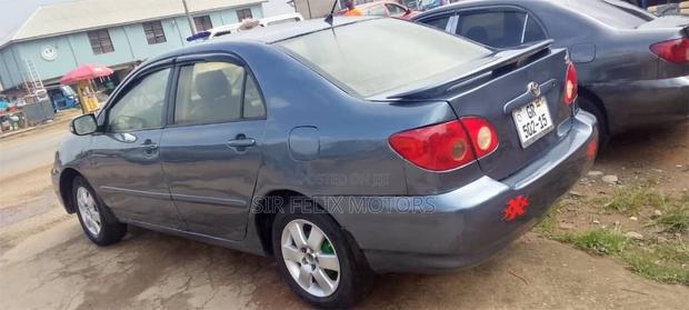 Toyota Corolla LE 2006 Gray