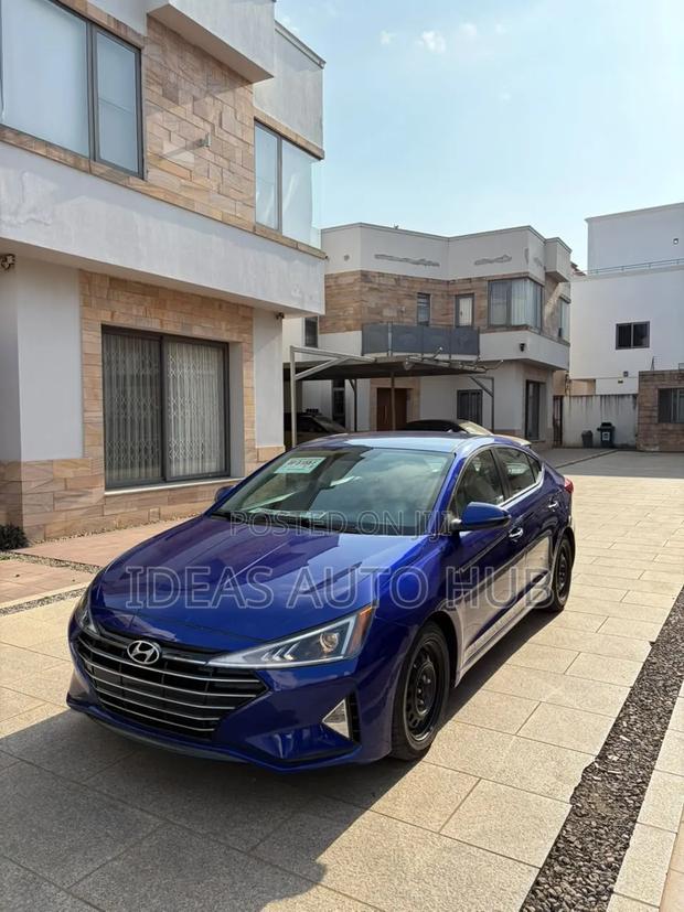 Hyundai Elantra 2020 Blue