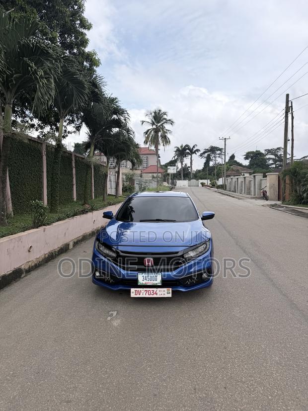 Honda Civic 2018 Blue