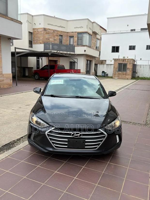 Hyundai Elantra SE Sedan FWD (2.0L 4cyl 6M) 2017 Black