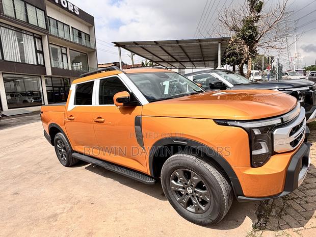New Nissan Z9 2.3T Diesel 4WD 2025 Orange