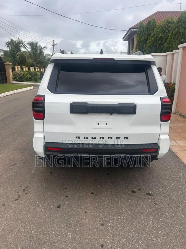 Toyota 4-Runner TRD Off-Road 4WD (2.4L 4cyl Turbo 8A) 2025 White