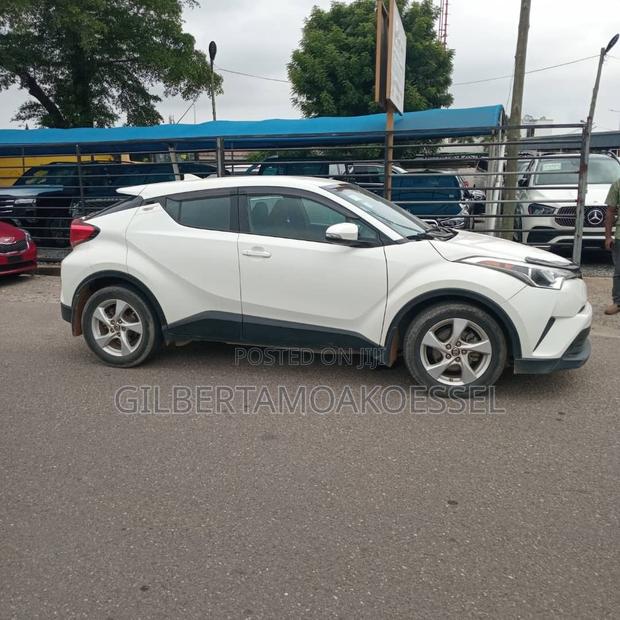 Toyota C-HR 2017 White
