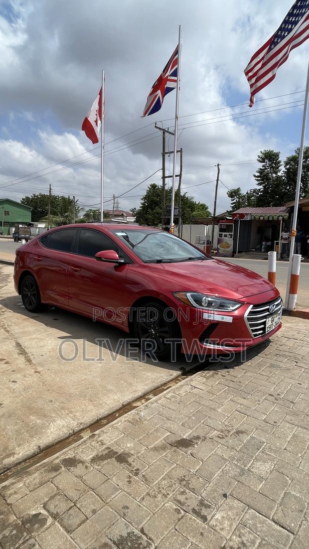 Hyundai Elantra SE 2018 Red