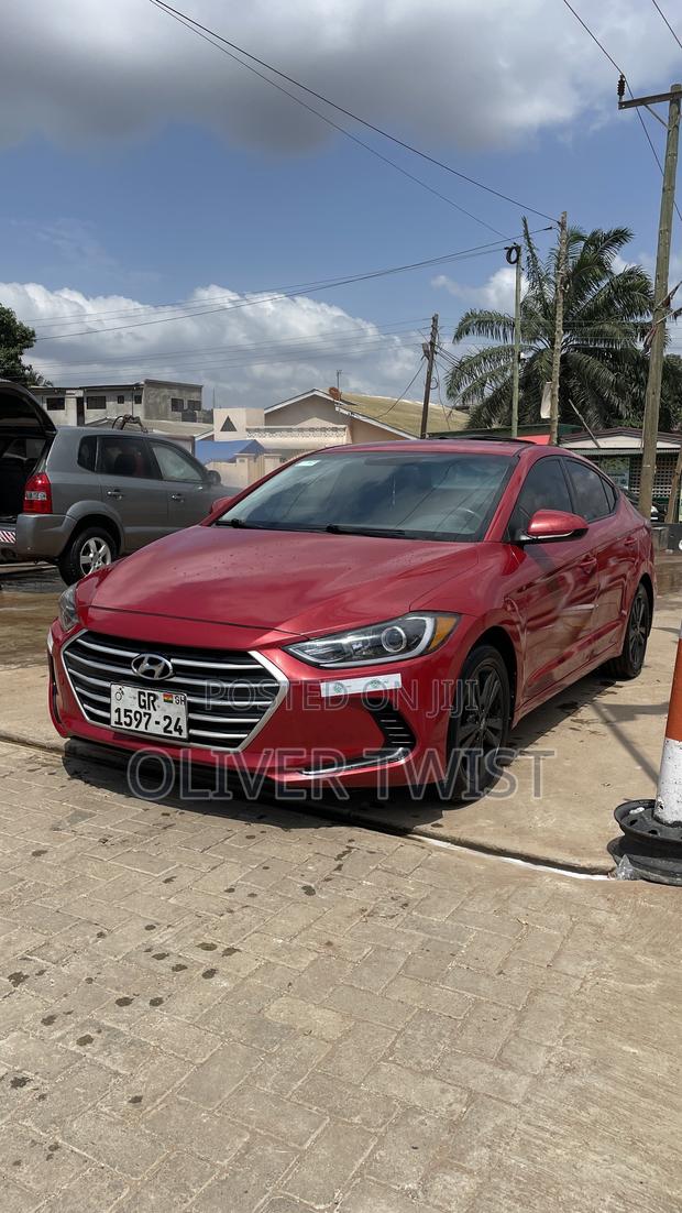 Hyundai Elantra SE 2018 Red