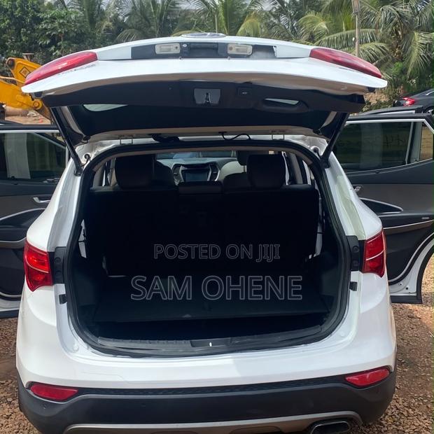 Hyundai Santa Fe SE AWD 2017 White