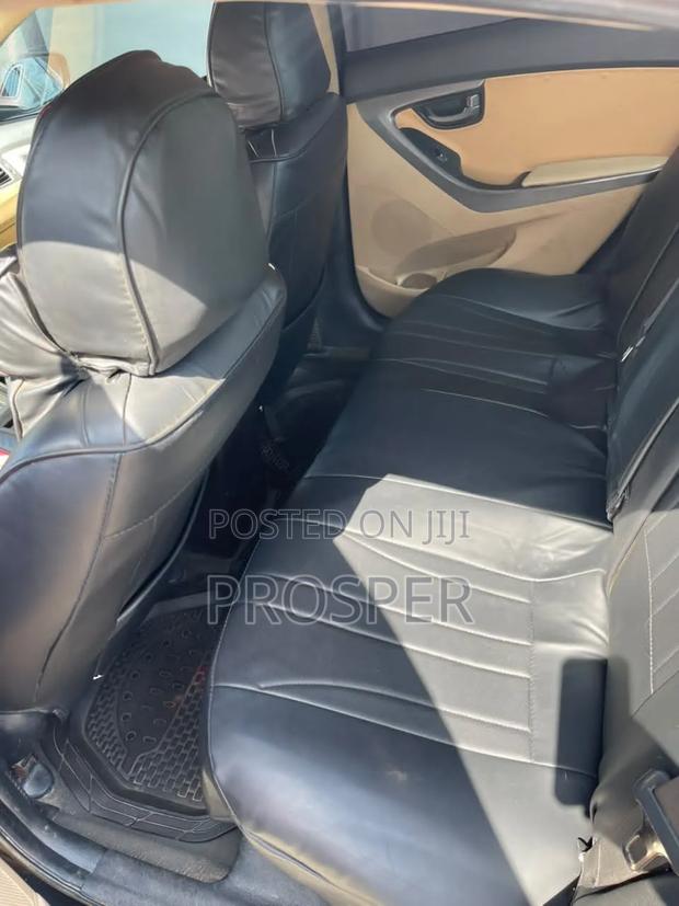 Hyundai Elantra SE 4dr Sedan (1.8L 4cyl 6A) 2014 Black