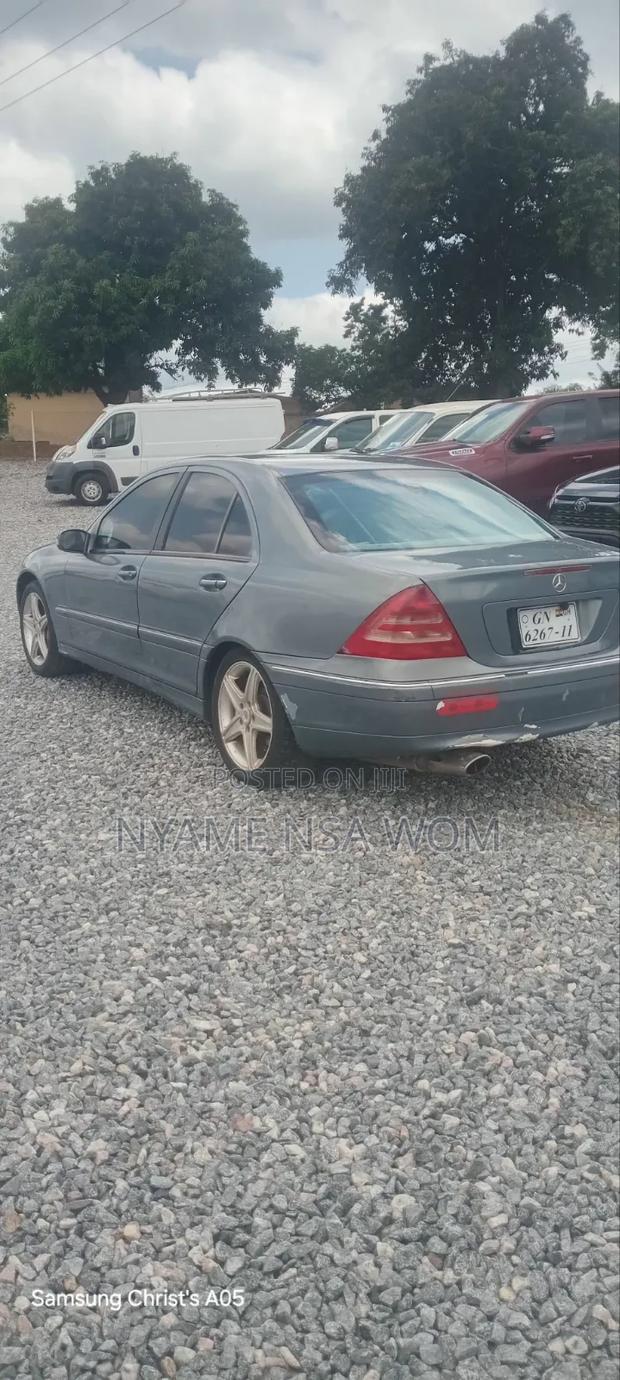 Mercedes-Benz C-Class 2007 Gray