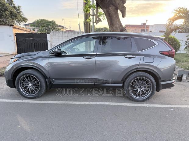 Honda CR-V 2021 Gray