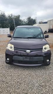 Toyota Sienta 2015 Gray for sale