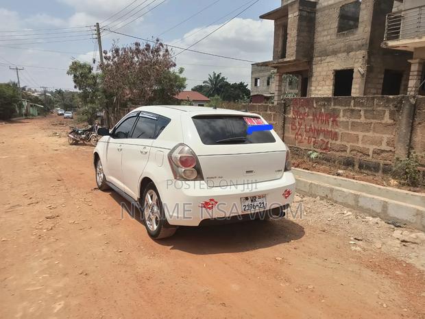 Pontiac Vibe 2009 White